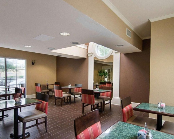 Quality Inn & Suites Little Rock West image 21