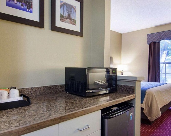 Quality Inn & Suites Little Rock West image 8